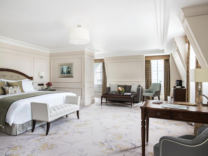 The Langham London Hotel Room photo